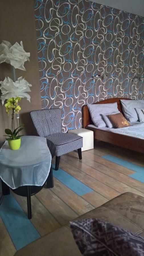Hotel 264 lépés Vendégház à Sárvár Extérieur photo